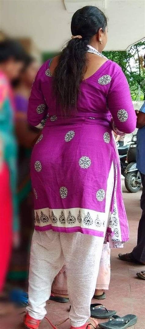 Moti aunty lund choos kar cowgirl style mai chud gayi